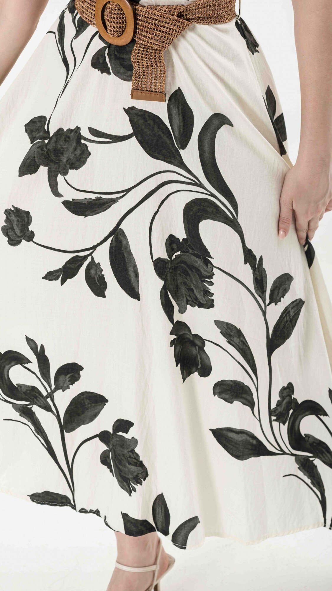 VESTIDO FLOR NEGRO