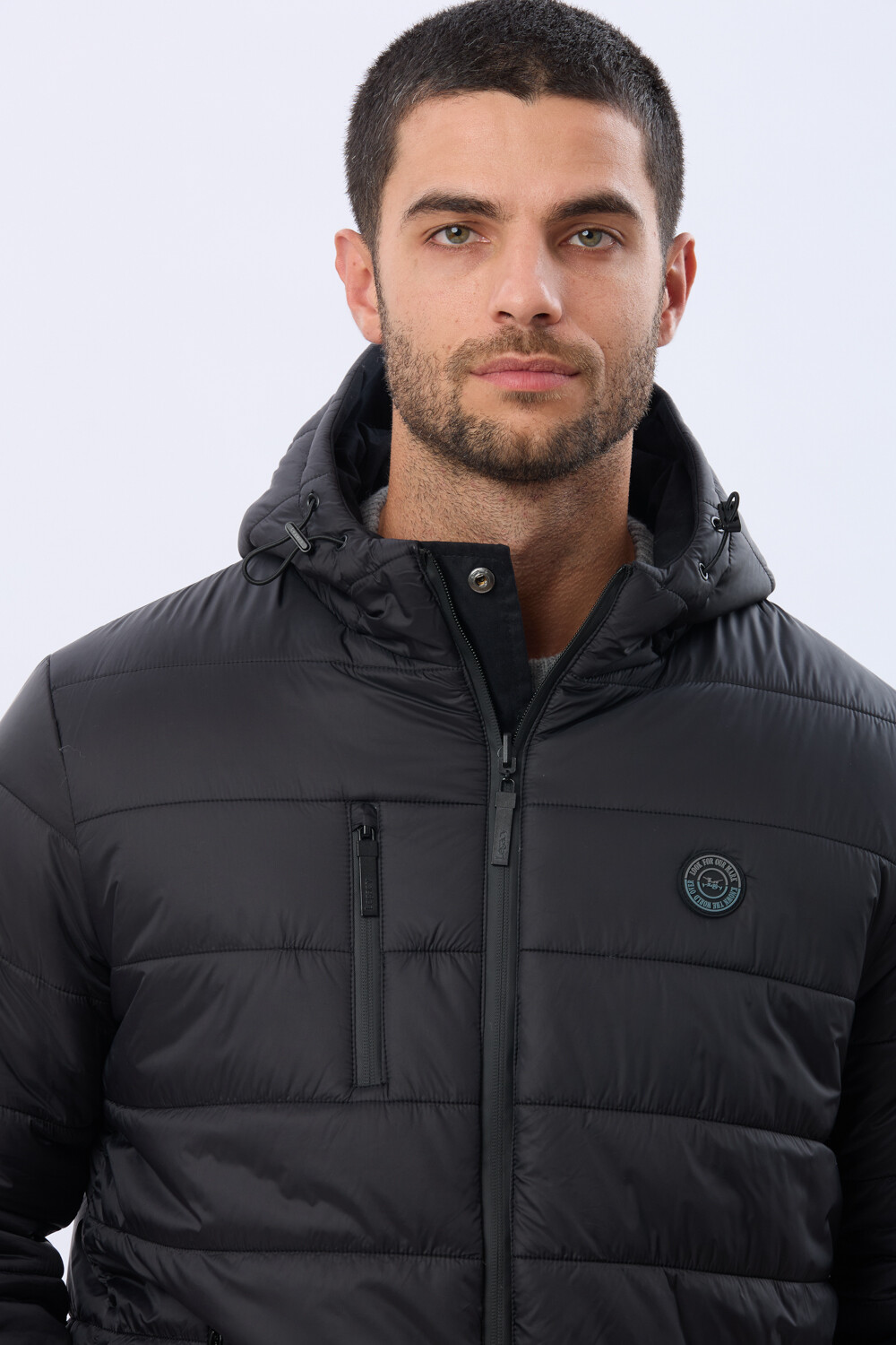 CAMPERA REVERSIBLE CAPITONEADA Negro