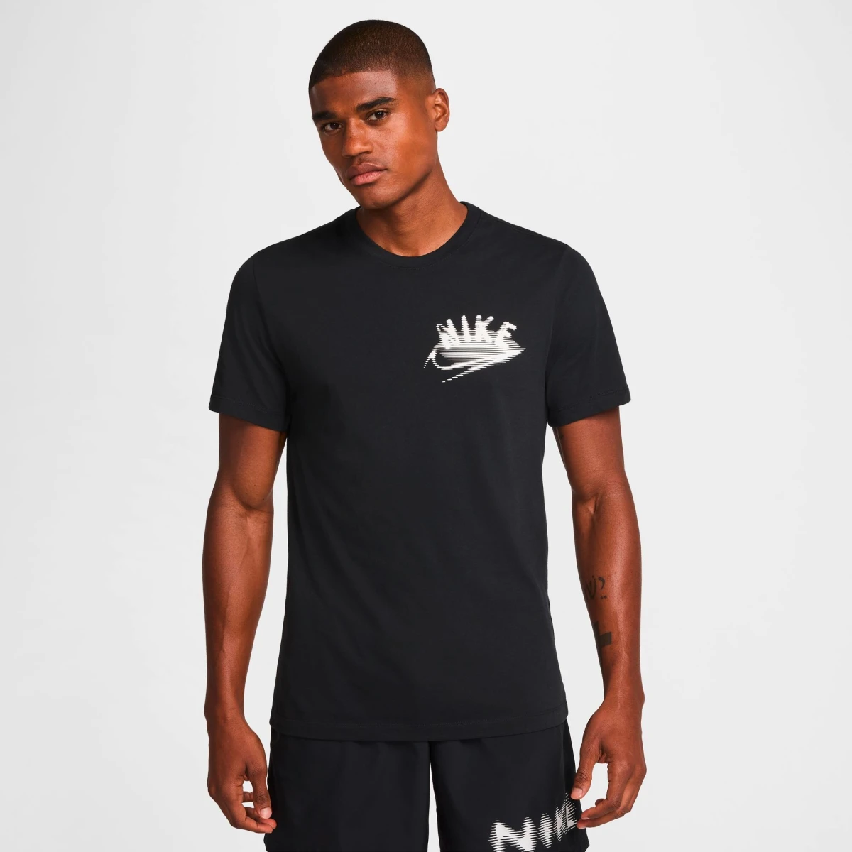Camiseta Nike Dir-Fit Tee Brand Read de Hombre - Negro 