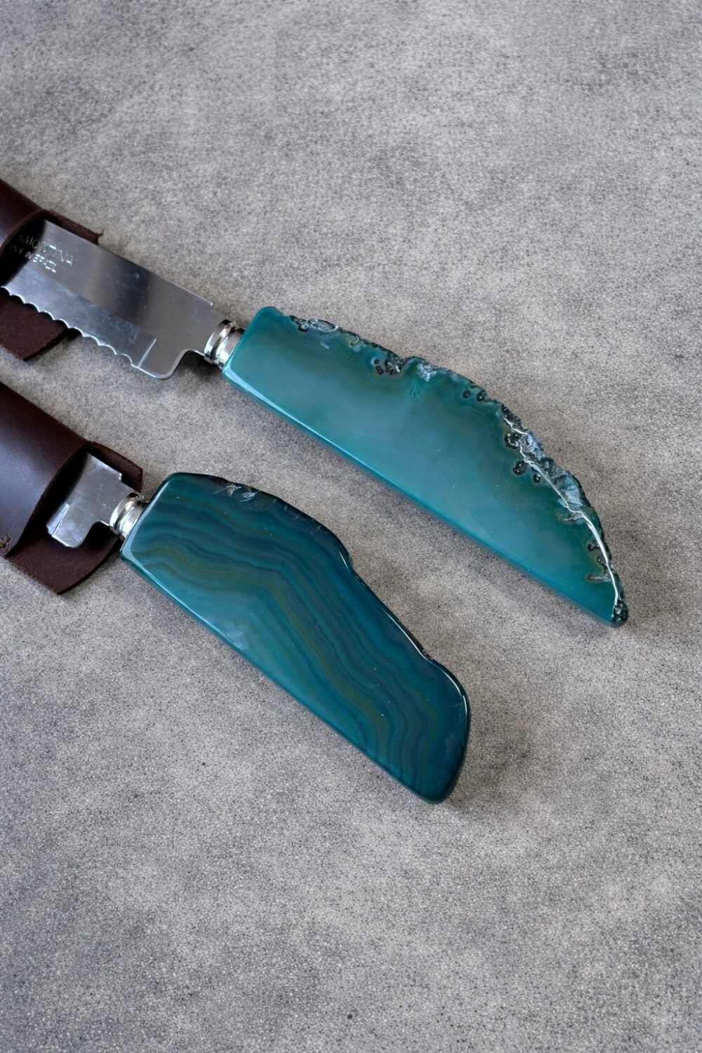 Rustic Stone Bread Knife Verde Agua