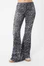 PANTALON FLARE DE LENTEJUELAS. Plata