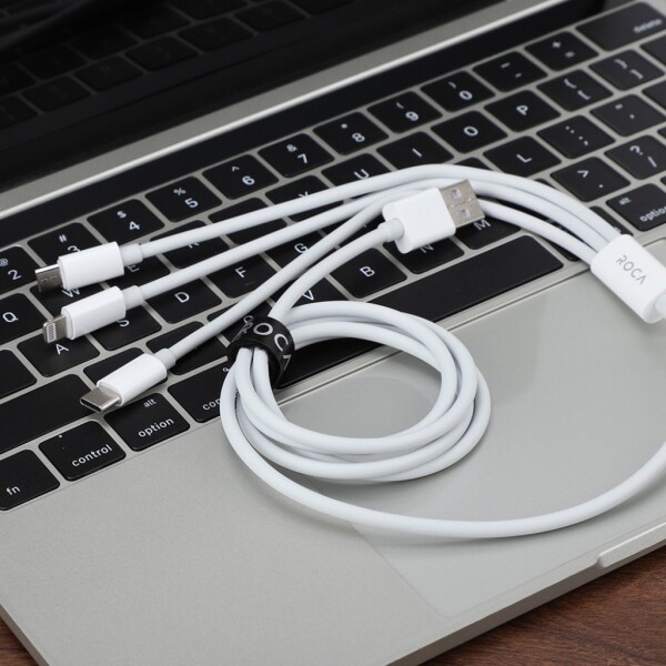 Cable 3 En 1 Micro Usb Tipo C Compatible Lightning Roca 1.2m Cable 3 En 1 Micro Usb Tipo C Compatible Lightning Roca 1.2m