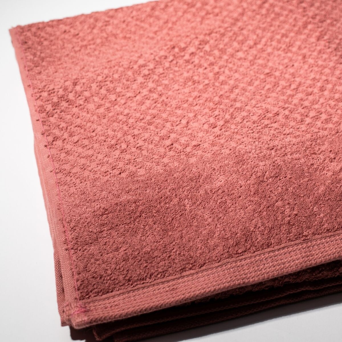 TOALLA DE BAÑO 67X140 - ROSA 