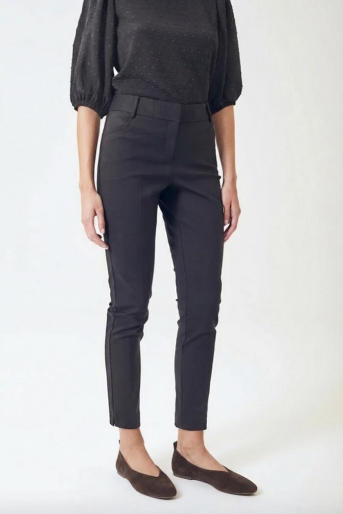 Pantalón Recto Spandex Negro