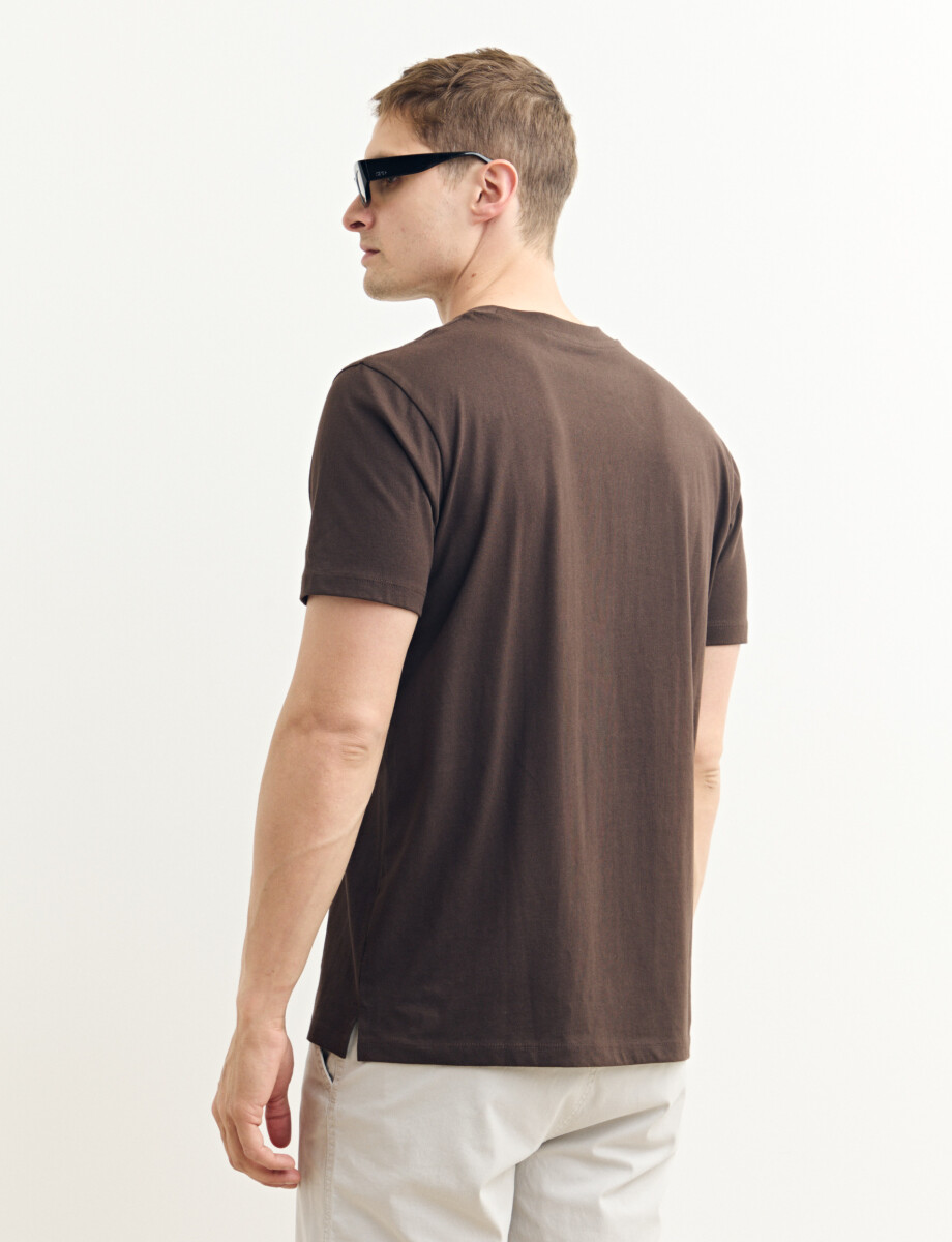 520306 T-SHIRT HARRY Chocolate