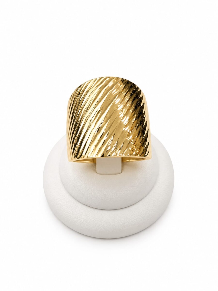 Anillo labrado Oro 9 Kt 