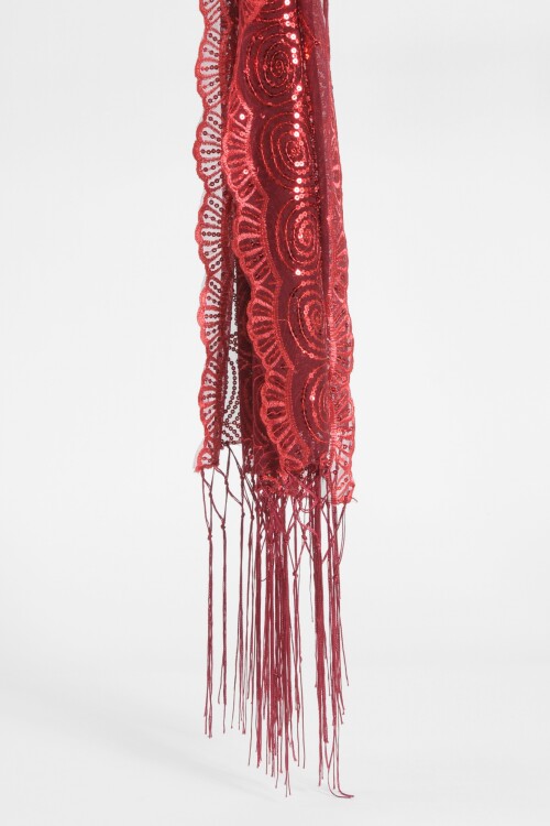 Pañuelo con brillos y flecos rojo