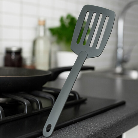 Espátula perforada en nylon Espátula perforada en nylon