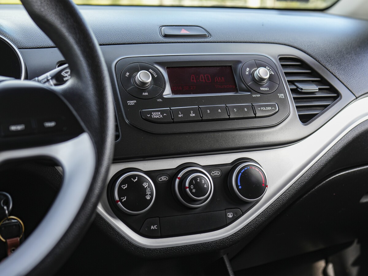 Kia Picanto EX 1.0 Extra Full | Permuta / Financia Kia Picanto EX 1.0 Extra Full | Permuta / Financia