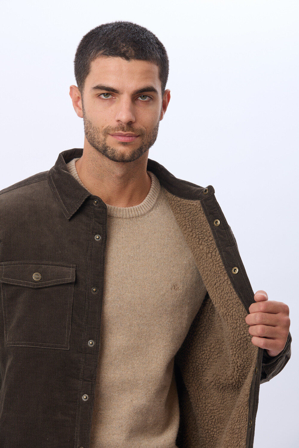 CAMPERA DE PANA Y CORDERITO Verde