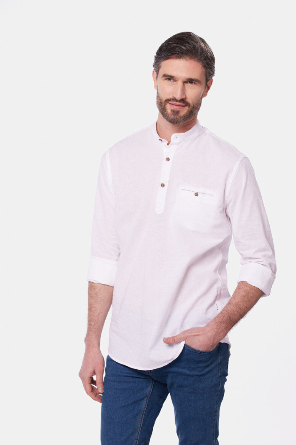 CAMISA LINO MEDIO BOTON CUELLO MAO Blanco