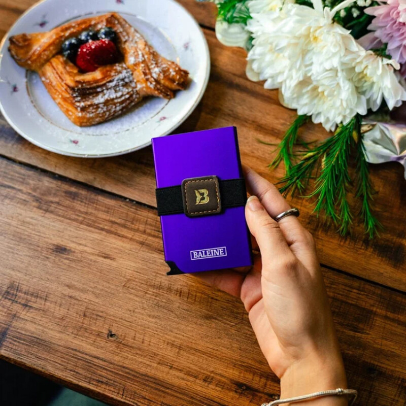 Billetera Baleine Card Slider - Lavanda Billetera Baleine Card Slider - Lavanda