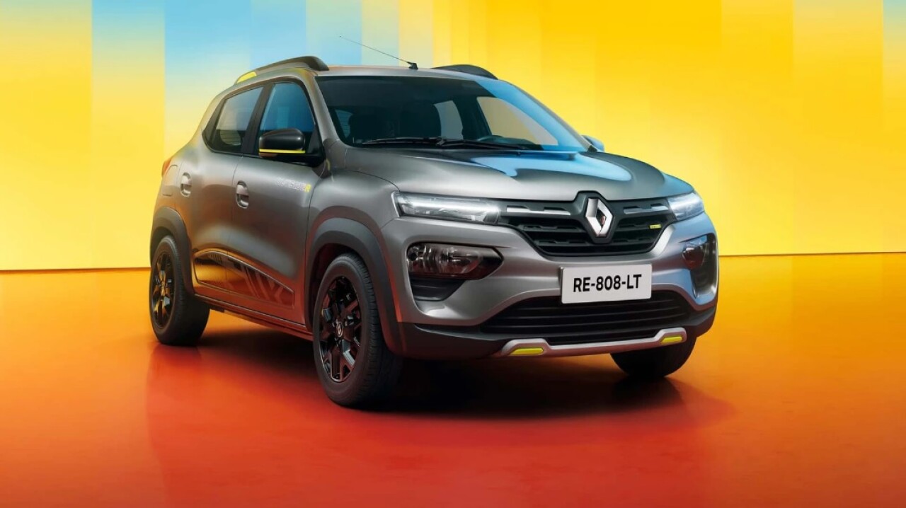 2-kwid.jpg