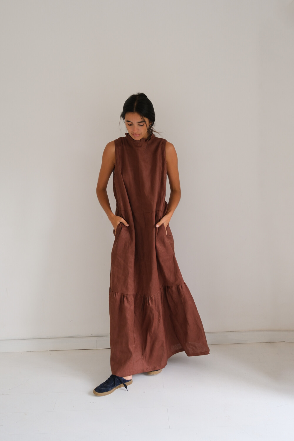 Queens Cup Dress Chocolate