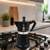 Cafetera Italiana Bialetti Moka 6 Tazas - Negro Cafetera Italiana Bialetti Moka 6 Tazas - Negro