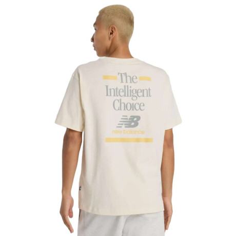 Remera New Balance Athletics Intelligent Choice Blanco