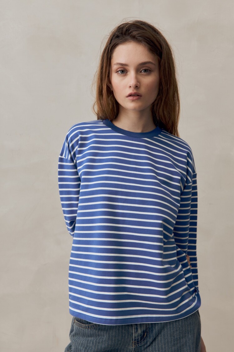 REMERA JORDANA Azul Francia