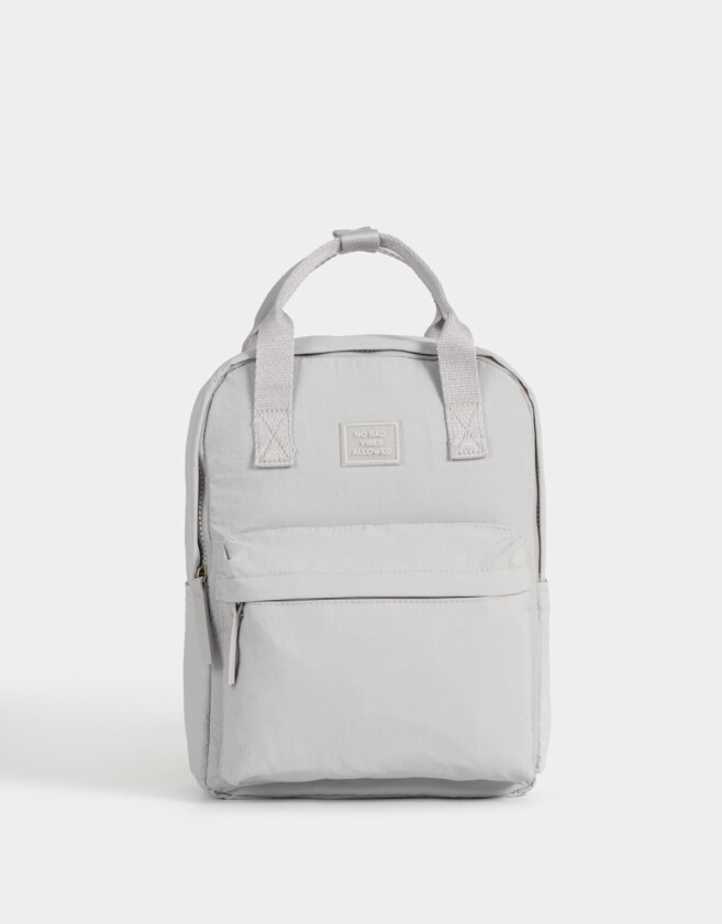 Mochilas Special Price Clasico Mochila Urbana No Bad Vibes Allowed - Gris Claro