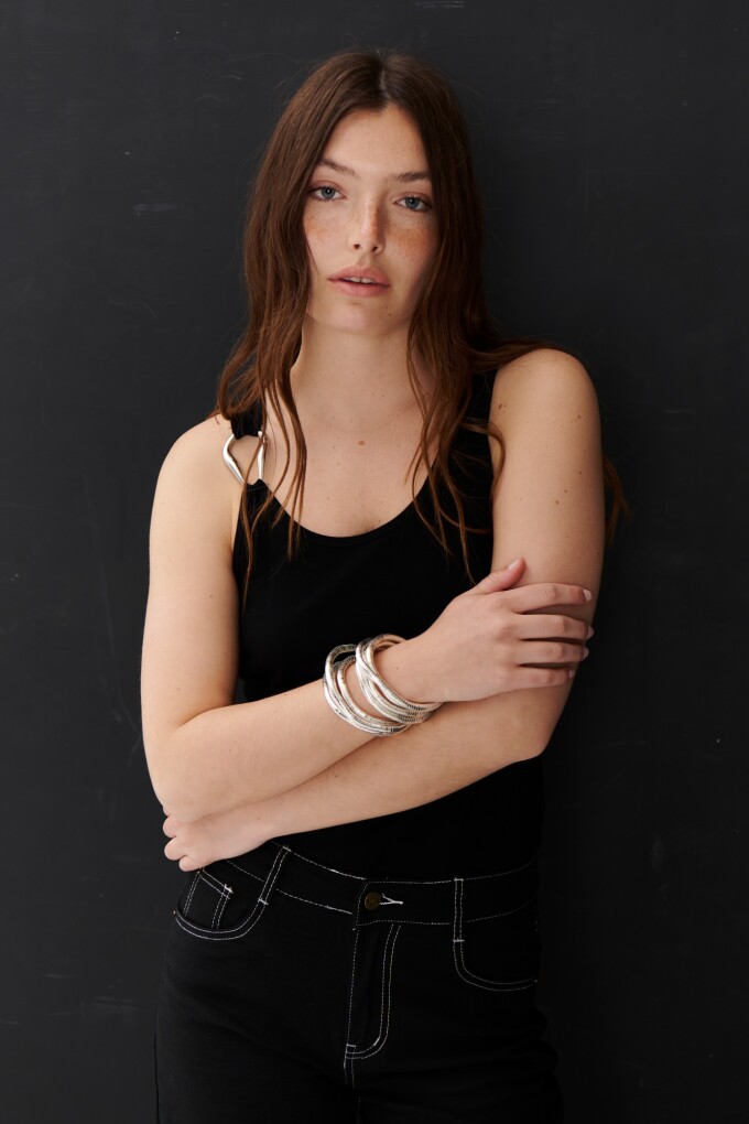 MUSCULOSA METAL NEGRO