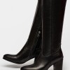 Bota Caña Alta Onassis En Cuero Graneado Negro