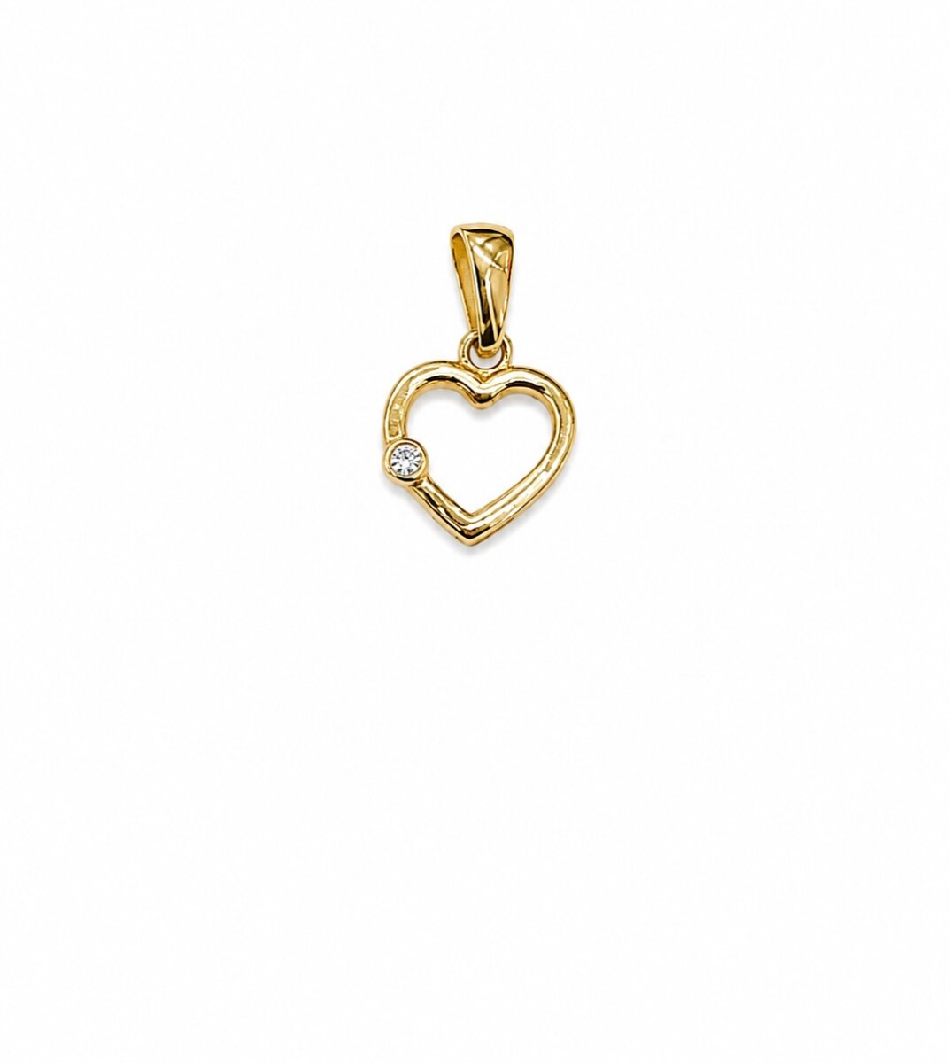 Colgante corazón calado en oro 