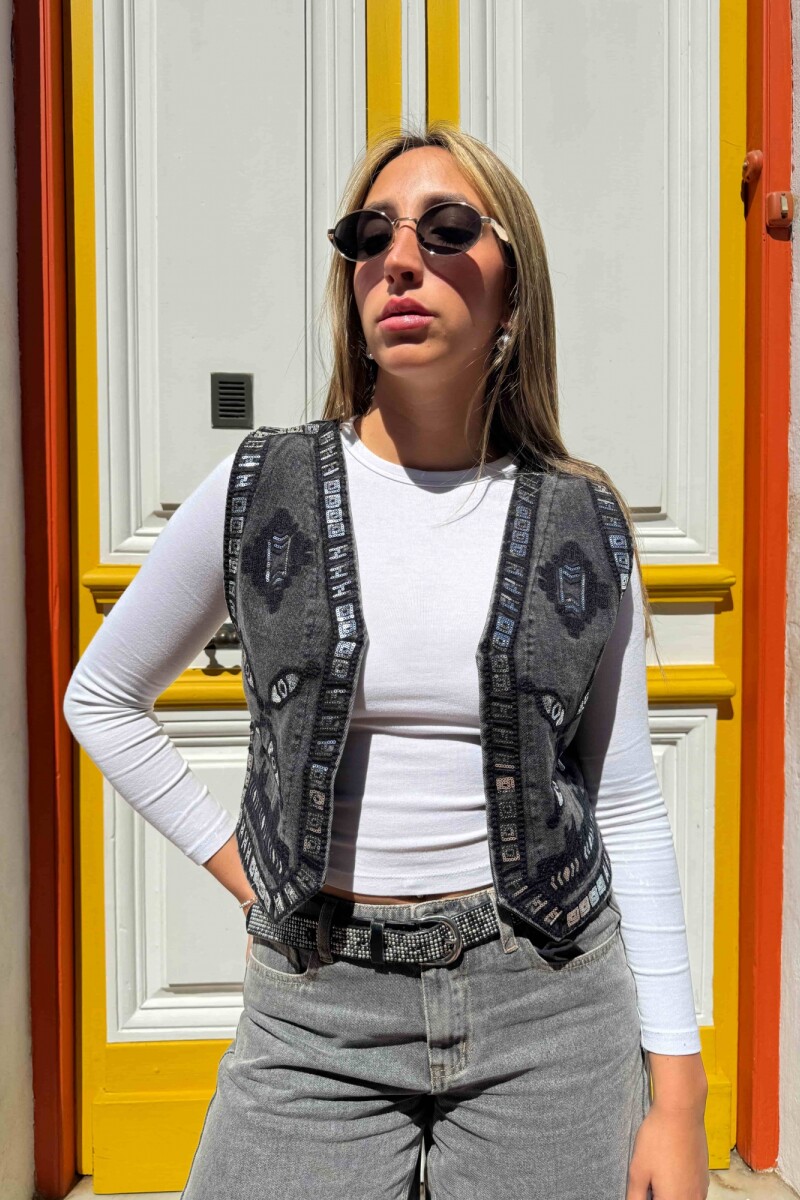 Chaleco jean bordado Gris