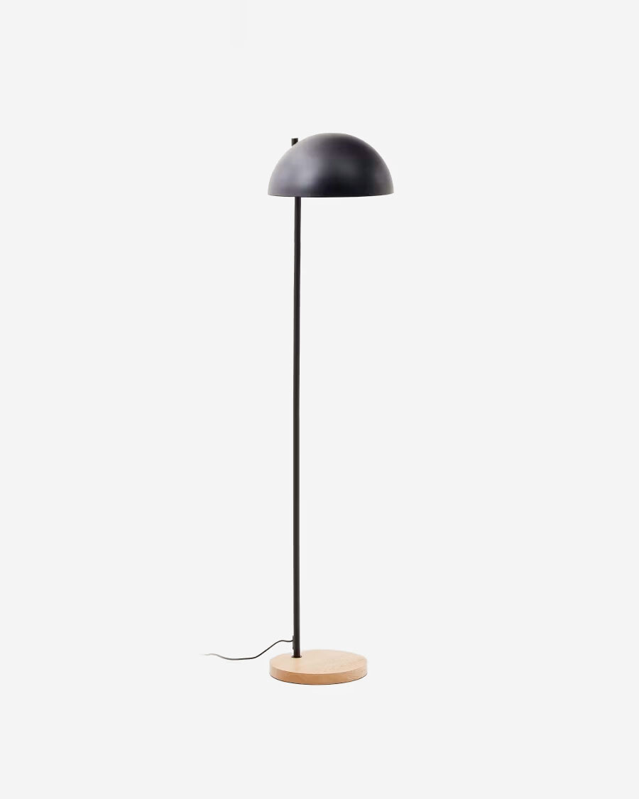 Lámpara de pie Catlar de madera de fresno y metal con acabado pintado negro
