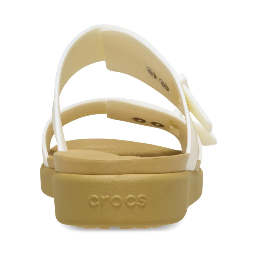 Sandalias Crocs Brooklyn Buckle Low - Mujer Chalk/tan
