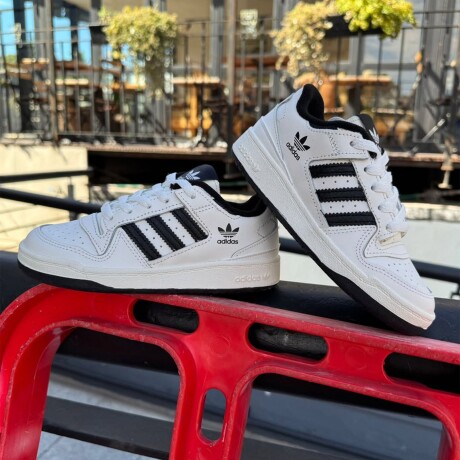 Championes adidas Forum Low CL White/Black