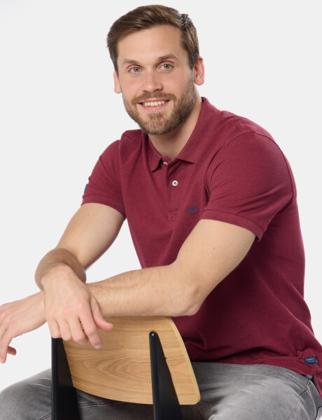 REMERA POLO LISA PIQUÉ Bordo Melange