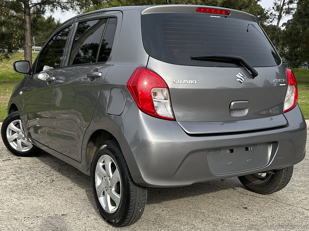 Suzuki Celerio GL EXCELENTE ESTADO! | Permuta / Financia Suzuki Celerio GL EXCELENTE ESTADO! | Permuta / Financia