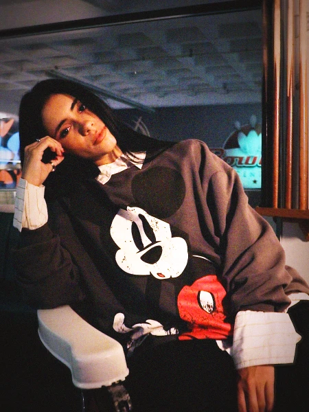 BUZO MICKEY SURPRISE VARIANTE 1