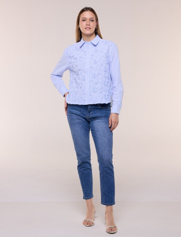Camisa Relieve Floral CELESTE