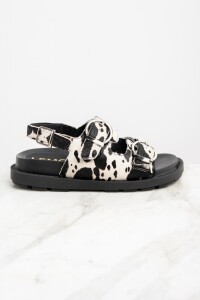 Sandalia Pelo Vaca Negro