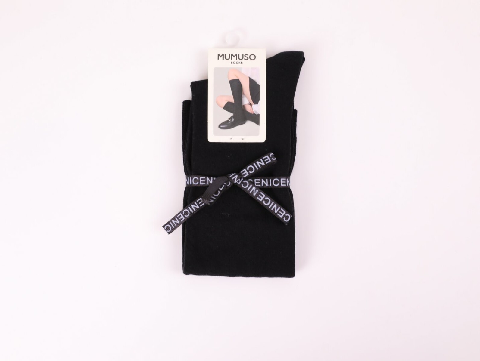 MEDIAS ALTAS PARA MUJER (1 PAR/NEGRO) 