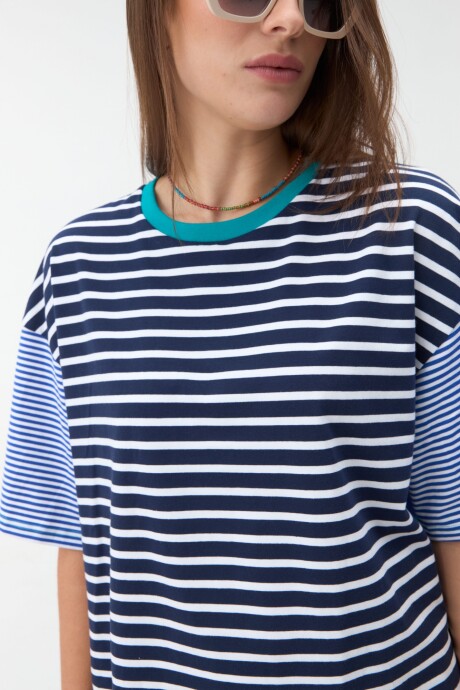 REMERA GARA Azul