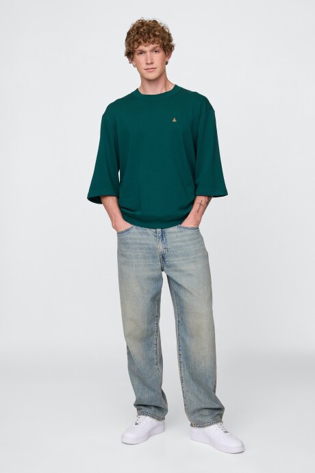 Remera Oversized Oso Brannan Hombre Rain Forest 19-5232 Tc