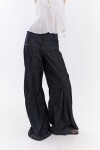 Jean Wavy Negro
