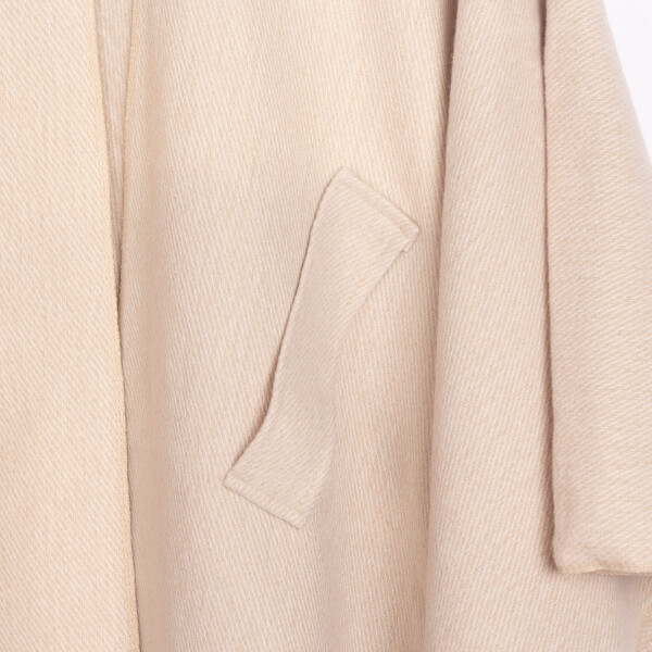 RUANA ALBA RUANA ALBA