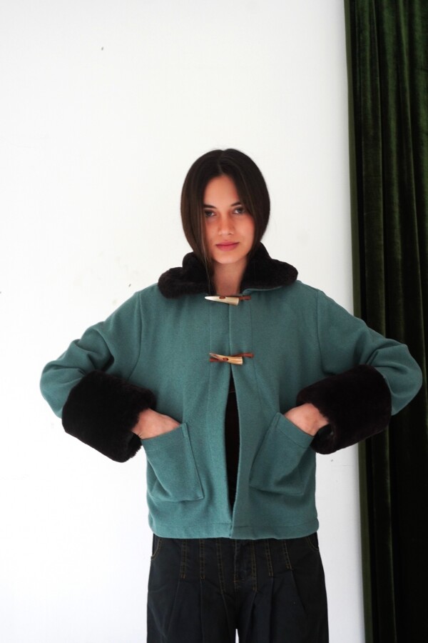 Campera New Jersey Base Petróleo / Corderito Chocolate