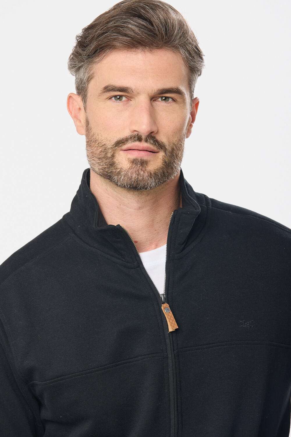 CAMPERA DE FELPA CUELLO ALTO Negro