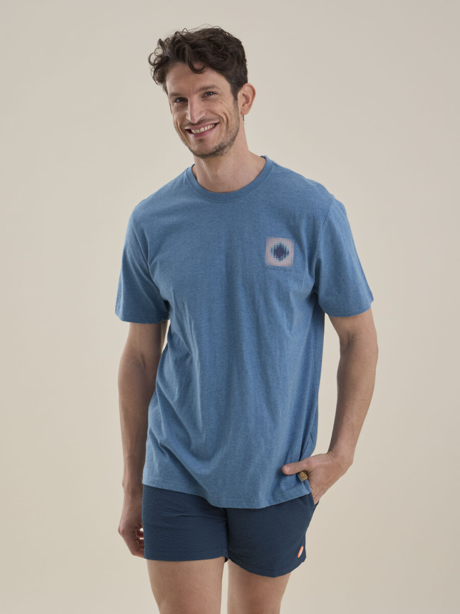 T-SHIRT ESTAMPA CROMO - PETROLEO MEL 
