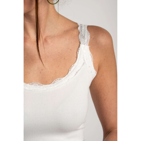 Musculosa Con Encaje Off White