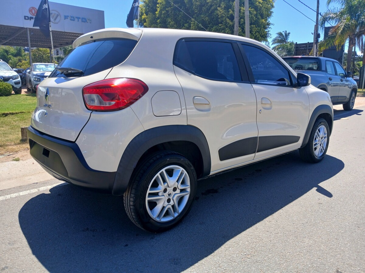 Renault Kwid Intense EXCELENTE ESTADO! | Permuta / Financia Renault Kwid Intense EXCELENTE ESTADO! | Permuta / Financia