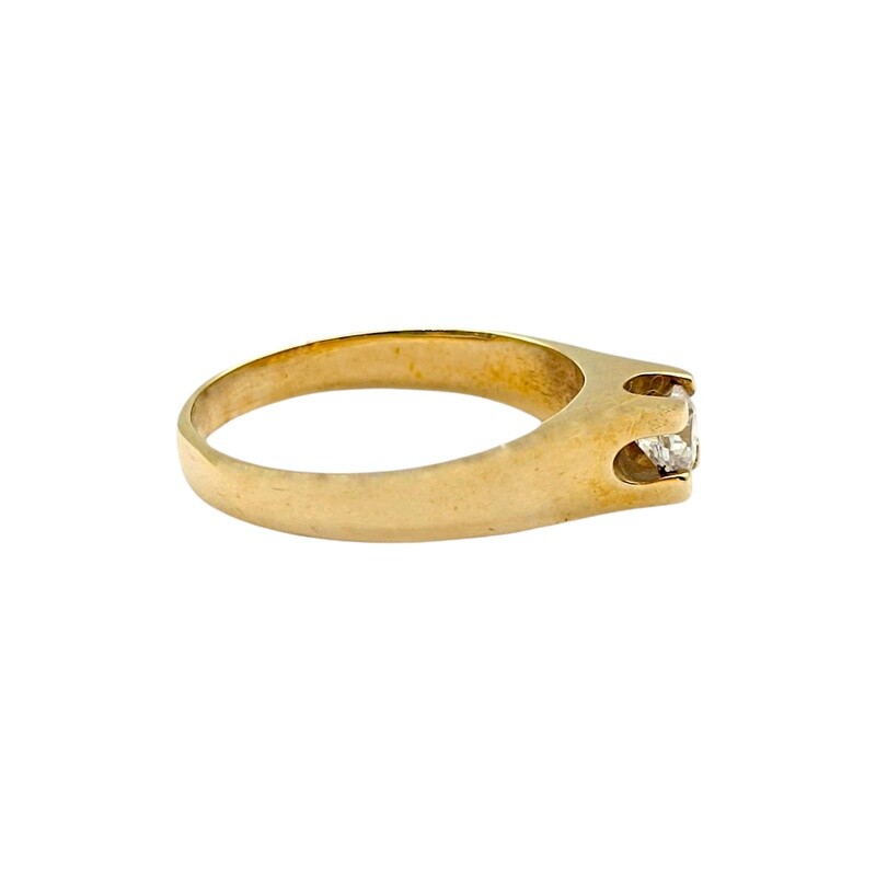 Anillo Solitario-Oro bajo-Piedra Zirconia-AN8083 conpiedra