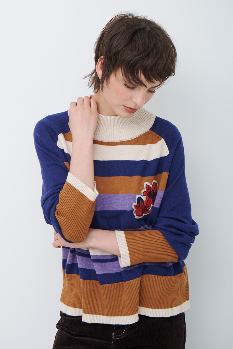 POLERA RAYA FLOR AZUL