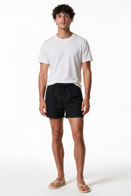 Short Terrier Negro