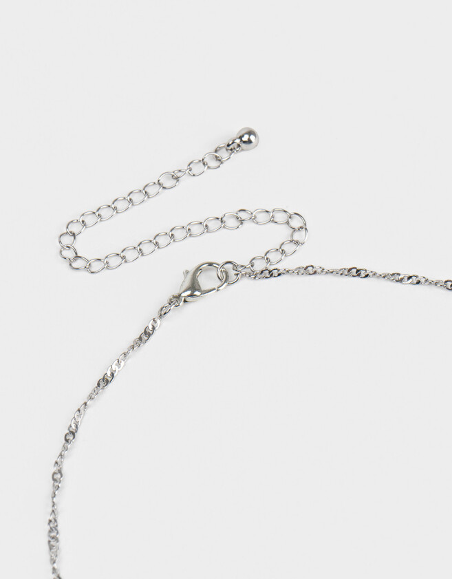 Cadena Corta con Dije Mariposas Cadena Con Dije De Mariposa - Plateado