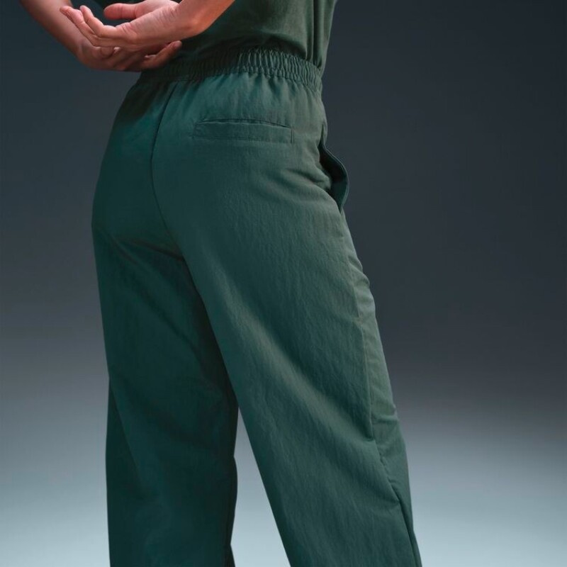 Pantalón Largo Nike Sportswear Everything Wovens de Mujer Verde