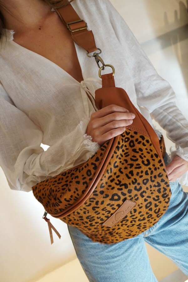 Leather Fanny Pack XL Leopard / Camel